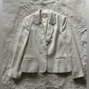 VTG Saville Cream White Button Front Fitted Blazer Jacket